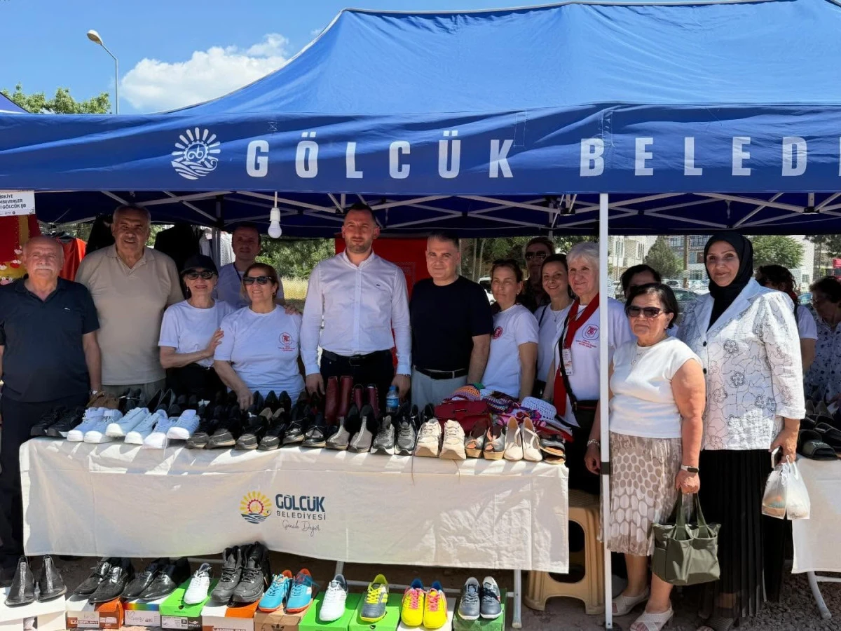 16. Yaza Merhaba Şenliği G&ouml;lc&uuml;k'te Coşkuyla Başladı