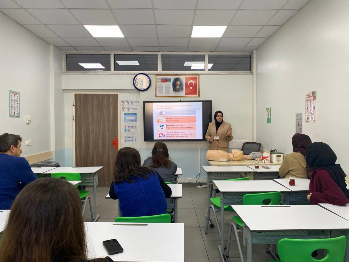 2025&rsquo;TE 7 BİN VATANDAŞA İLK YARDIM EĞİTİMİ