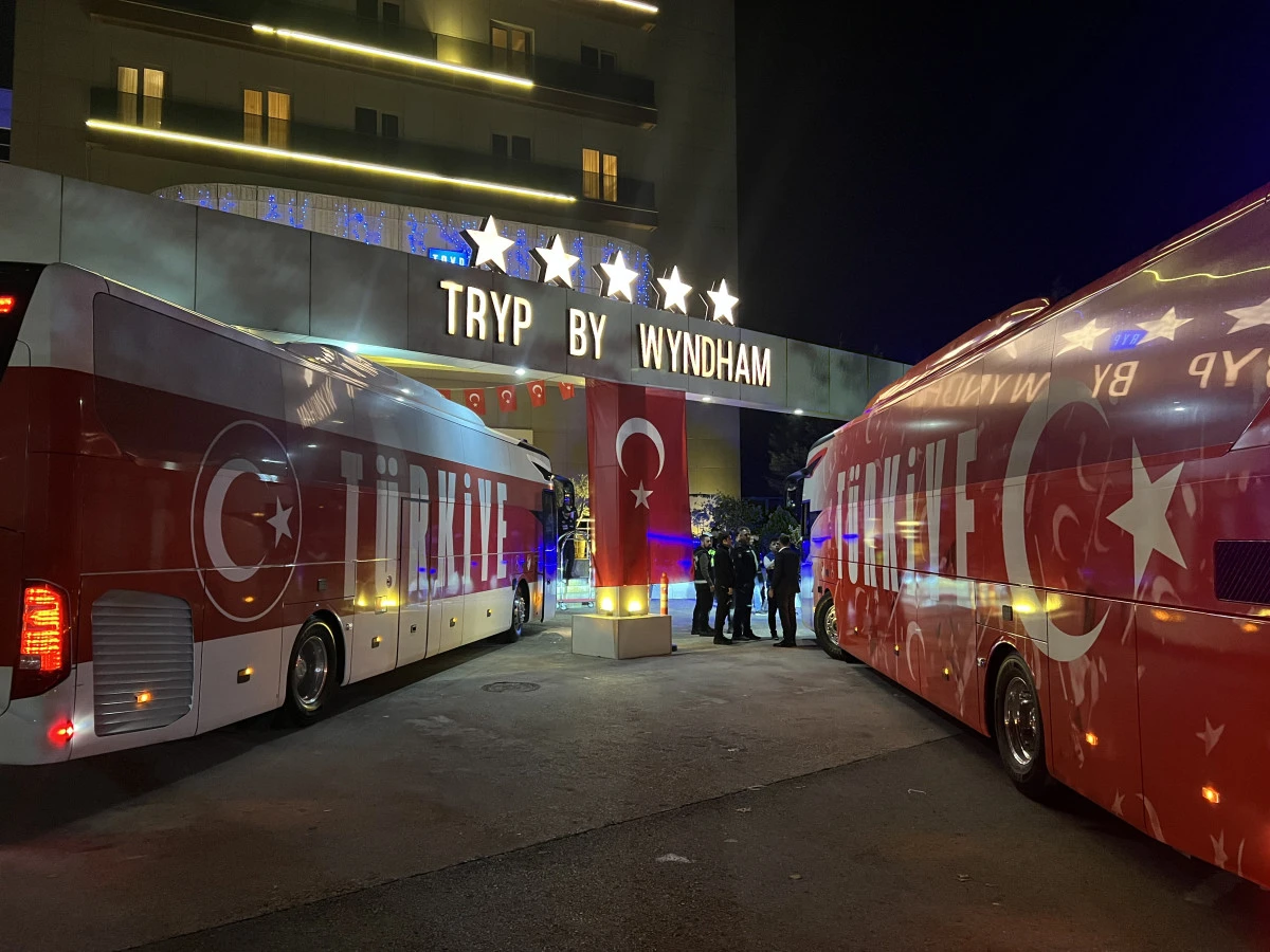 A MİLLÎ FUTBOL TAKIMI TRYP BY WYNDHAM İZMİT'TE KONAKLADI