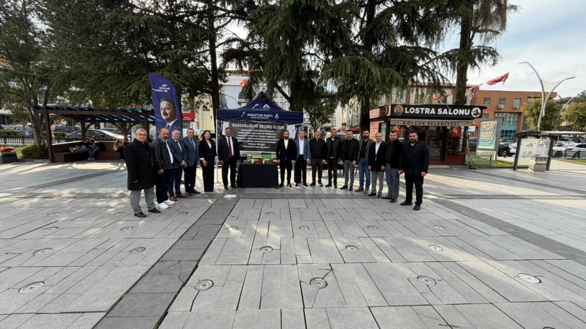 ANAHTAR PARTİ G&Ouml;LC&Uuml;K&rsquo;TEN EĞİTİM ŞEHİTLERİ İ&Ccedil;İN ANLAMLI FARKINDALIK ETKİNLİĞİ