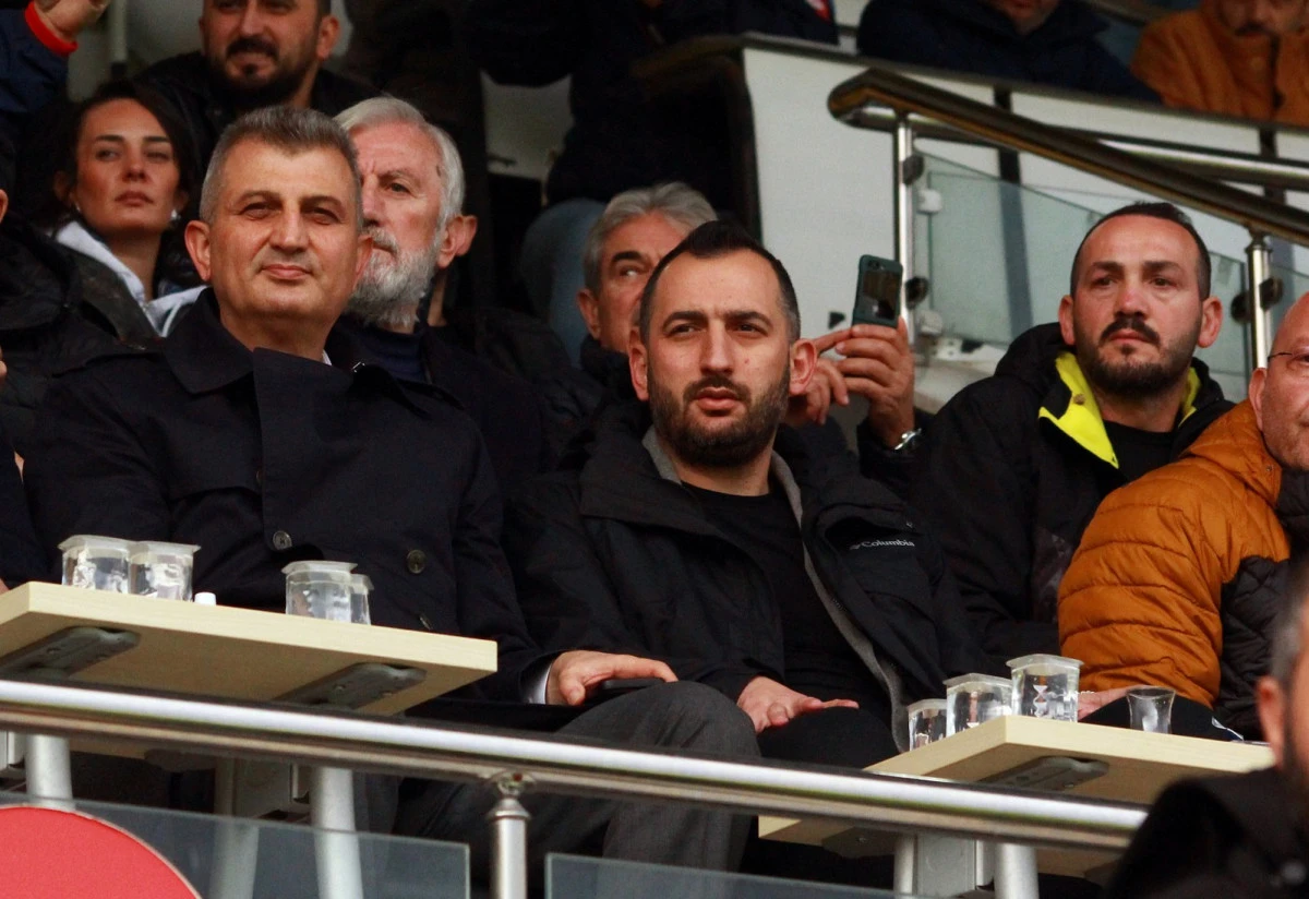 BAŞKAN KADİR ÖZDEMİR’DEN ANLAMLI MESAJ