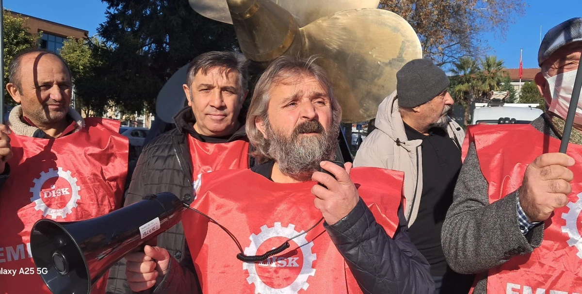 BAŞKAN KAYA &lsquo;&rsquo; EMEKLİNİN AYLIĞI PAZAR TEZGAHINDA ERİDİ&rsquo;&rsquo;