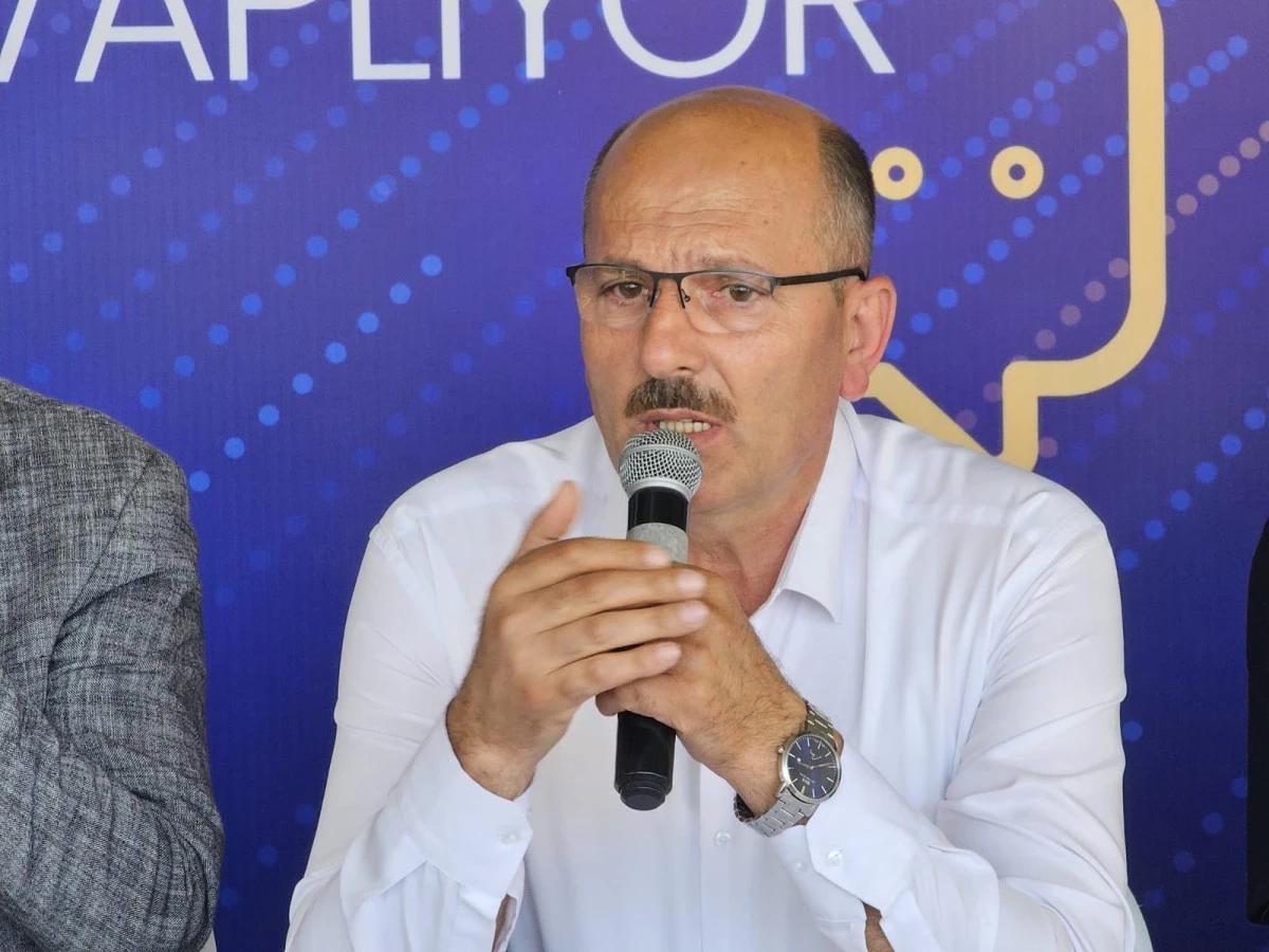 Başkan Yavuz ''G&ouml;lc&uuml;k&rsquo;&uuml;m&uuml;z İ&ccedil;in Gece G&uuml;nd&uuml;z &Ccedil;alışıyoruz''