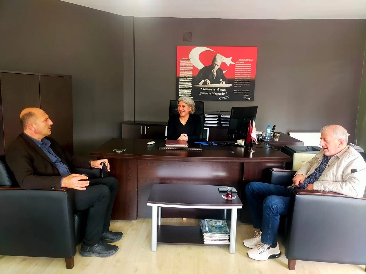 BAŞKAN YAVUZ’DAN VERGİ DAİRESİ MÜDÜRÜ BERİN GÜLBAĞ’A ZİYARET