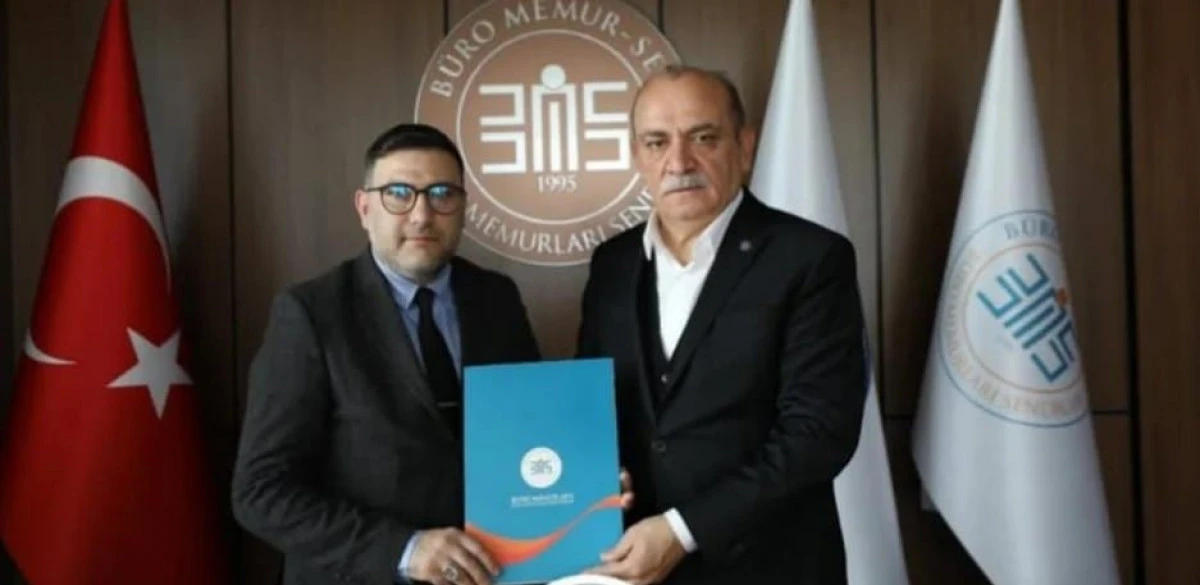 B&Uuml;RO MEMURLARI SENDİKASI KOCAELİ ADLİYELER ŞUBESİ&rsquo;NDEN GENEL MERKEZE ZİYARET