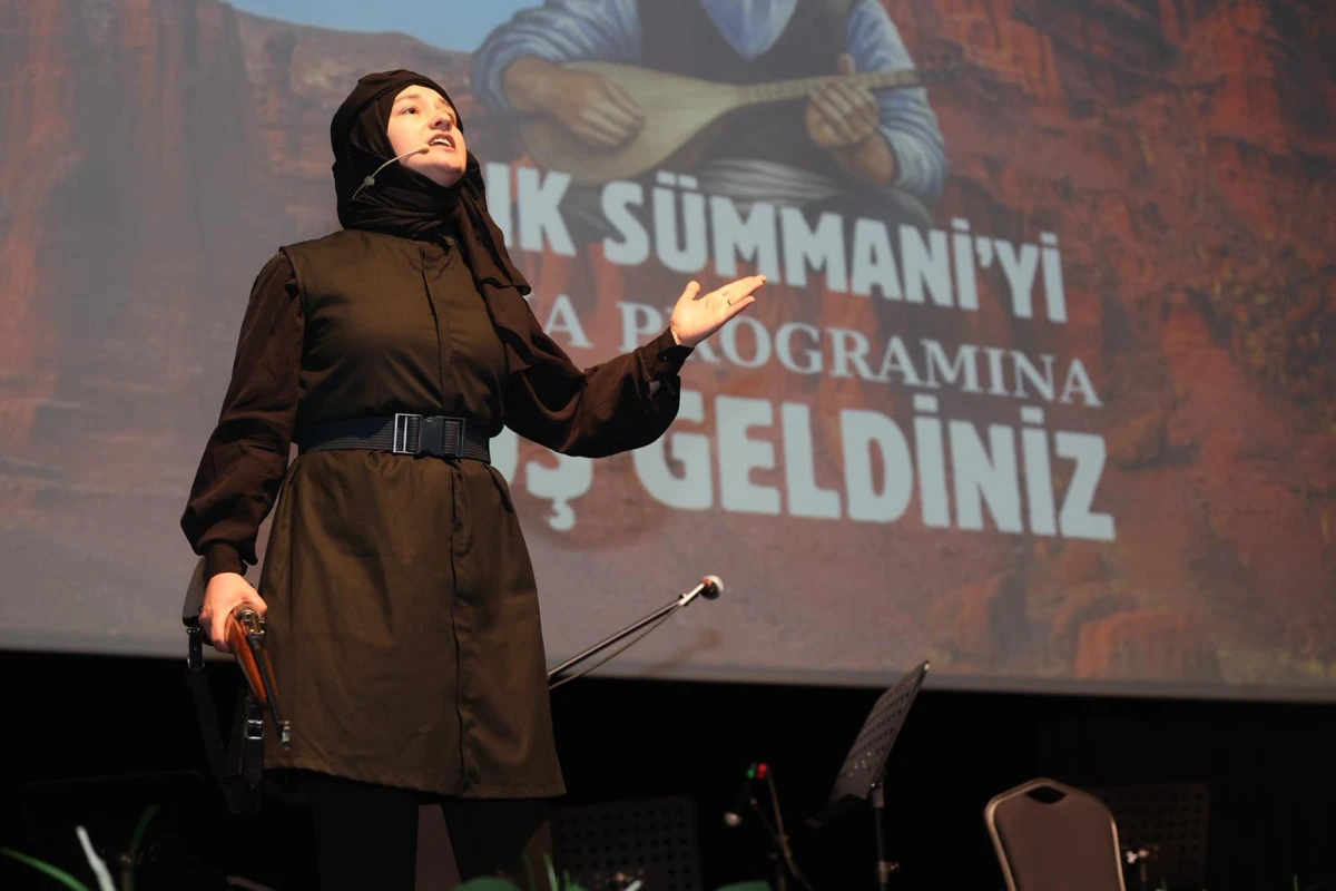 B&Uuml;Y&Uuml;KAKIN, AŞIK S&Uuml;MMANİ'Yİ ANMA PROGRAMINA KATILDI