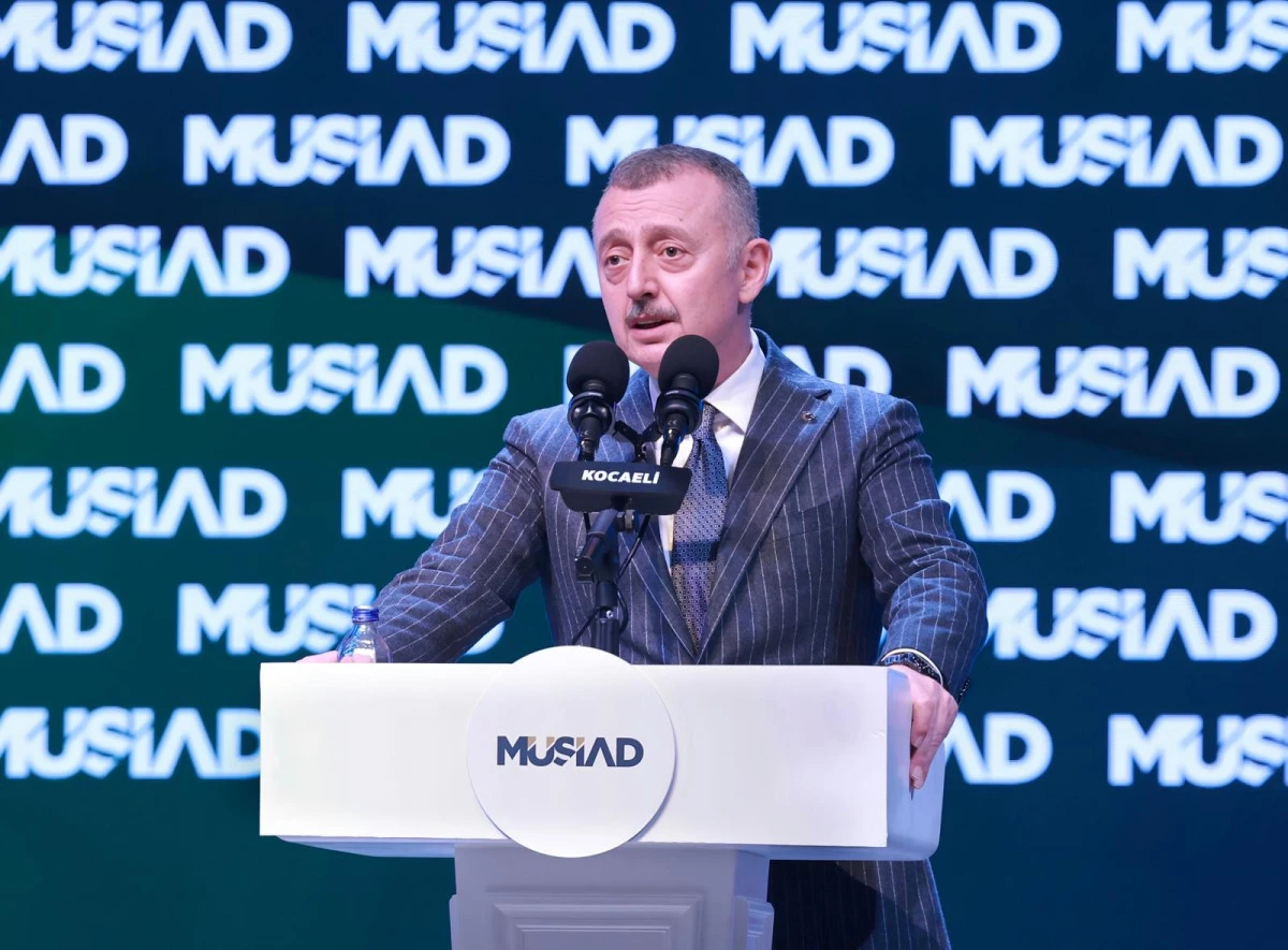 B&Uuml;Y&Uuml;KAKIN: KENTSEL D&Ouml;N&Uuml;Ş&Uuml;M&Uuml; KARARLI ADIMLARLA Y&Uuml;R&Uuml;T&Uuml;YORUZ