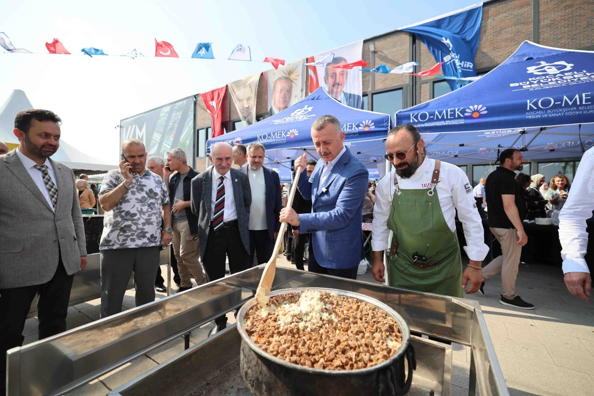 BÜYÜKAKIN: KO-MEK, KOCAELİ’NİN EN BÜYÜK İYİLİK ORGANİZASYONUDUR