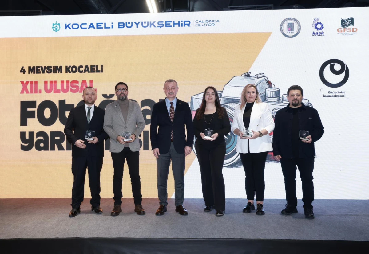 B&Uuml;Y&Uuml;KAKIN: KOCAELİ ARTIK KARTPOSTALLIK BİR ŞEHİR