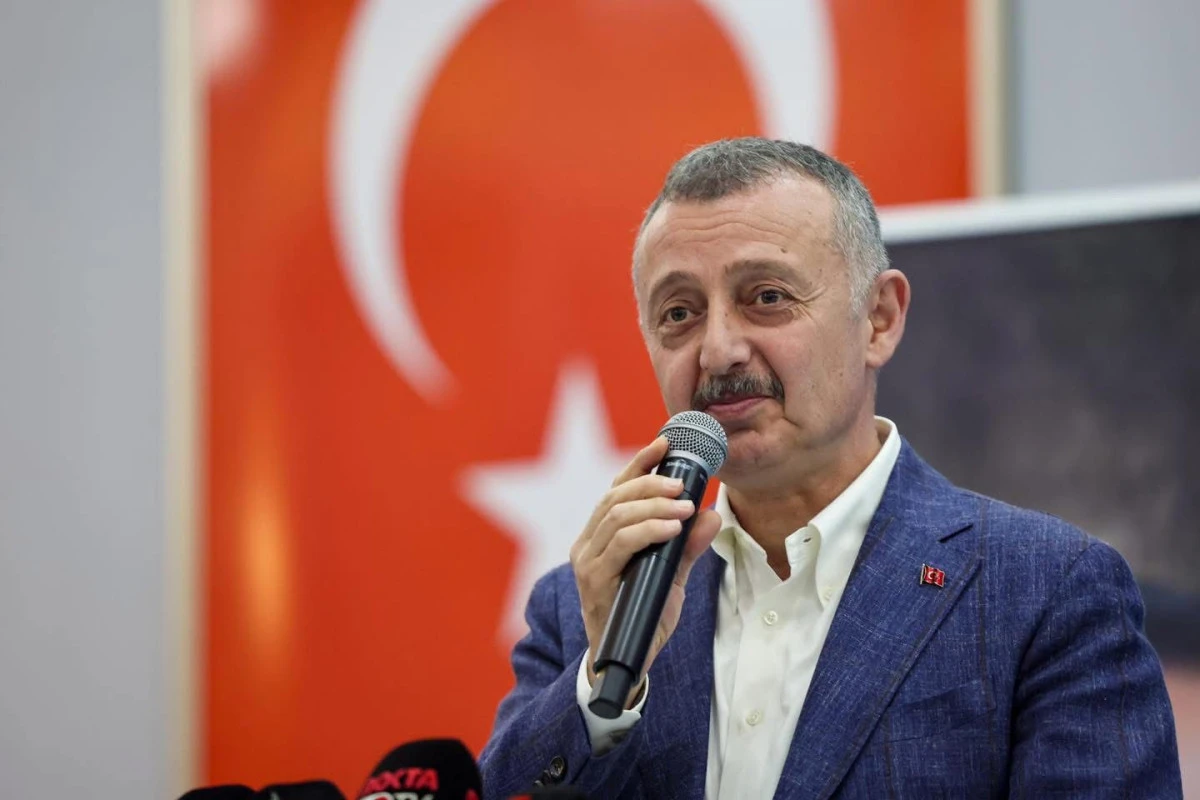 BÜYÜKAKIN: “ONLAR KONUŞUR, BİZ YAPARIZ!”