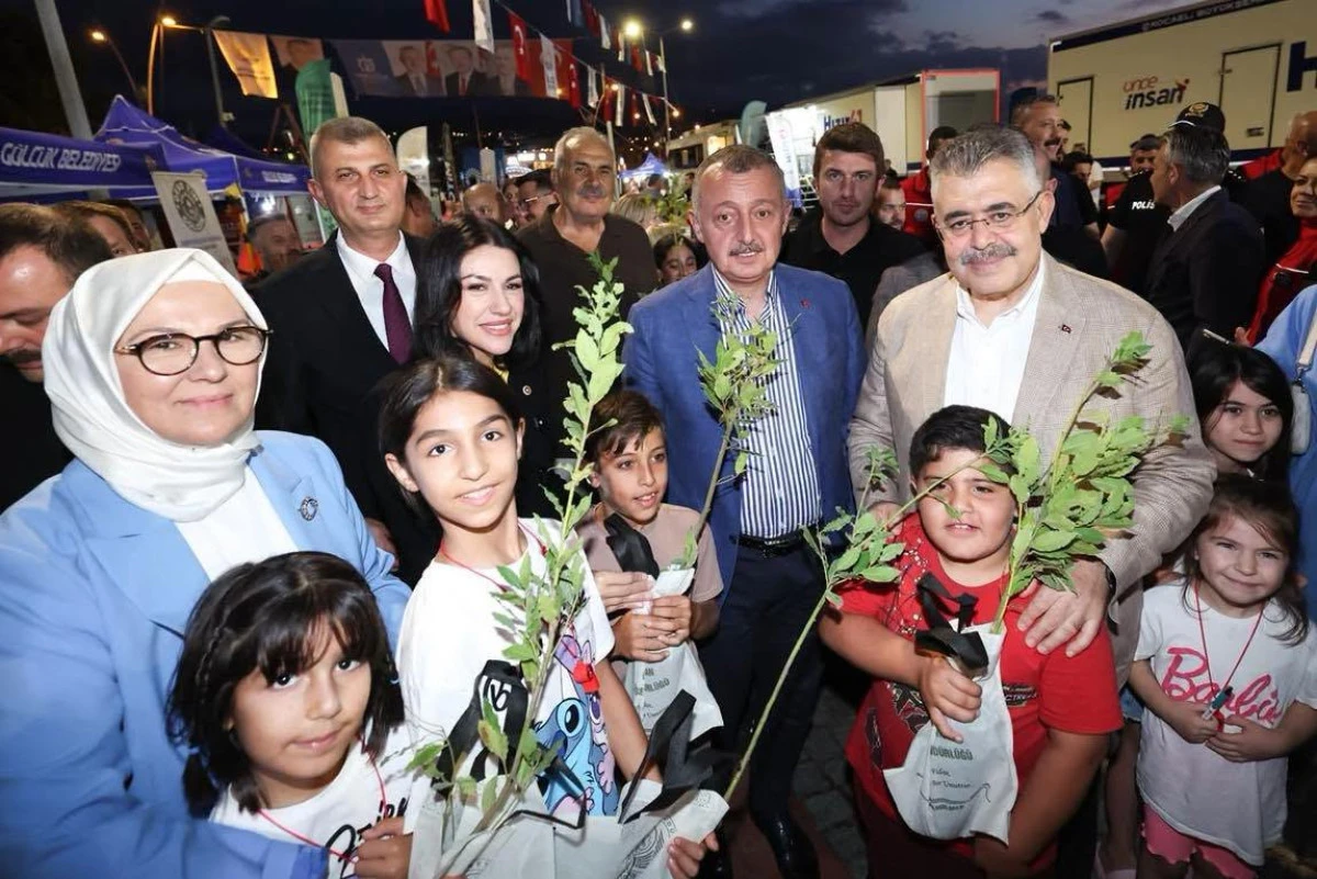 B&uuml;y&uuml;kakın: Şehrimizi g&uuml;venli yapılarla geleceğe hazırlıyoruz