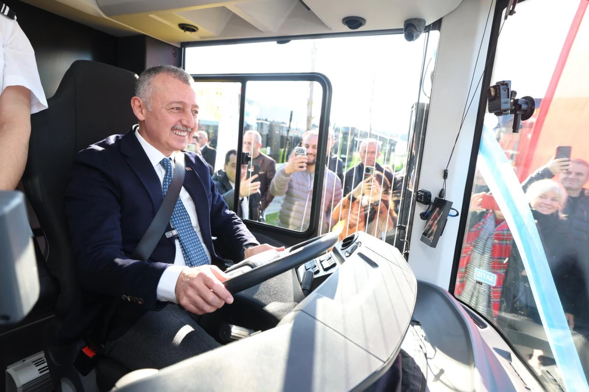 B&Uuml;Y&Uuml;KAKIN: T&Uuml;RKİYE&rsquo;NİN EN GEN&Ccedil; ULAŞIM FİLOSU KOCAELİ&rsquo;DE