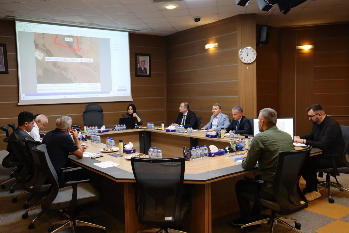 B&uuml;y&uuml;kşehir&rsquo;den ka&ccedil;ak hafriyata taviz yok