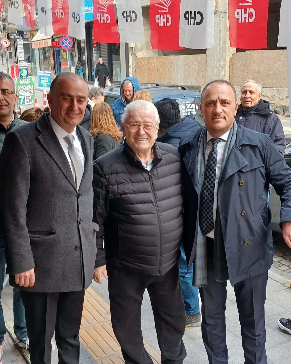 CHP GÖLCÜK'TE OY KULLANMAYA DEVAM EDİYOR