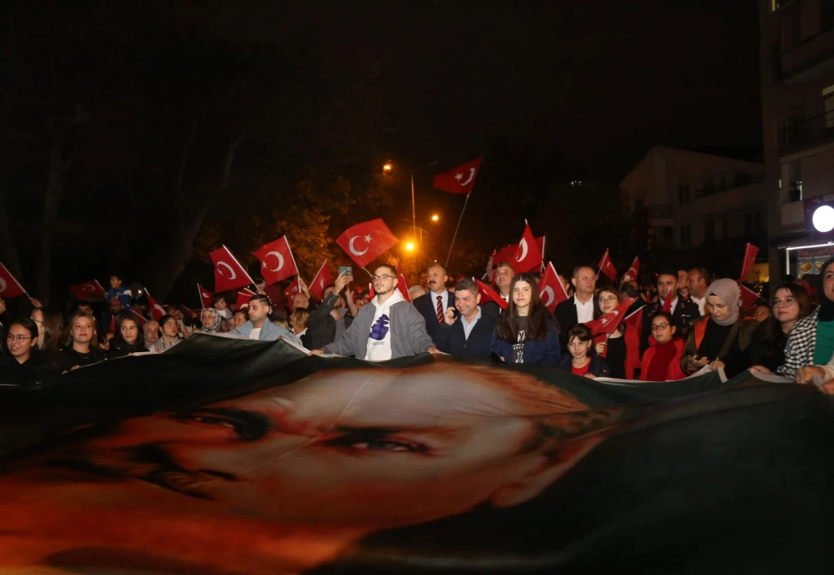 CUMHURİYET COŞKUSU GÖLCÜK’Ü SARACAK