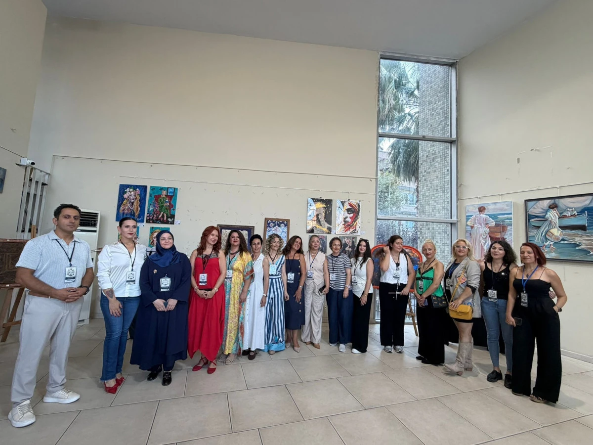 Değirmendere&rsquo;de karma sanat sergisine yoğun ilgi