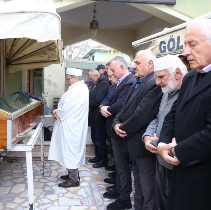 FECİ KAZADA ÖLEN 14 YAŞINDAKİ KIZ ÇOCUĞU SON YOLCULUĞUNA UĞURLANDI