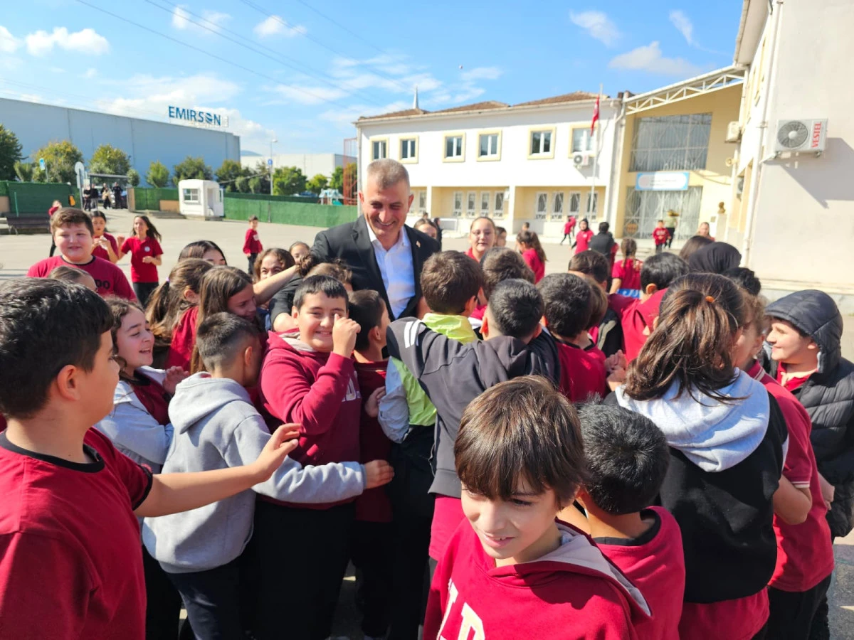 G&Ouml;LC&Uuml;K BELEDİYESİ&rsquo;NDEN EĞİTİME DESTEK
