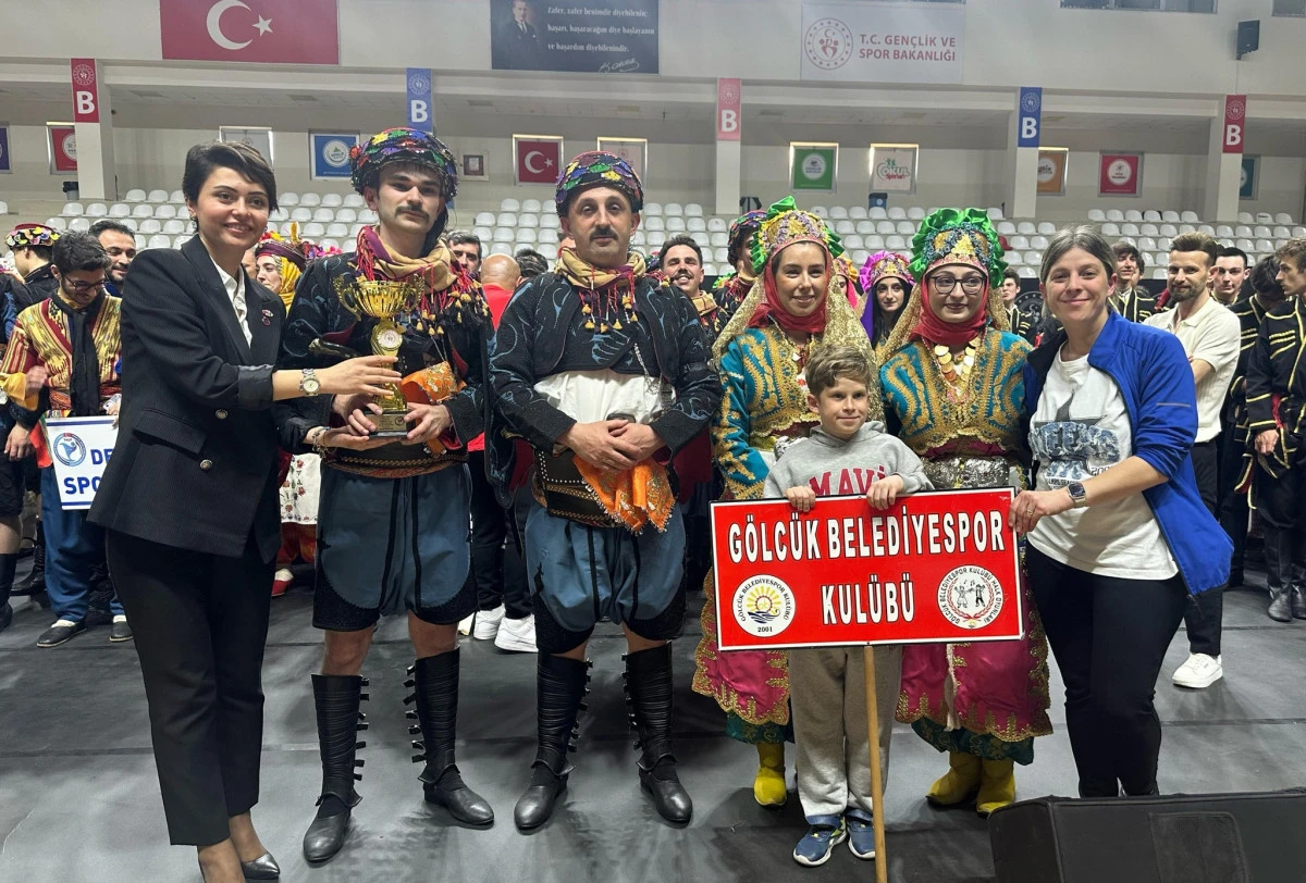 GÖLCÜK BELEDİYESPOR HALK OYUNLARI EKİBİMİZ TÜRKİYE FİNALİNDE 