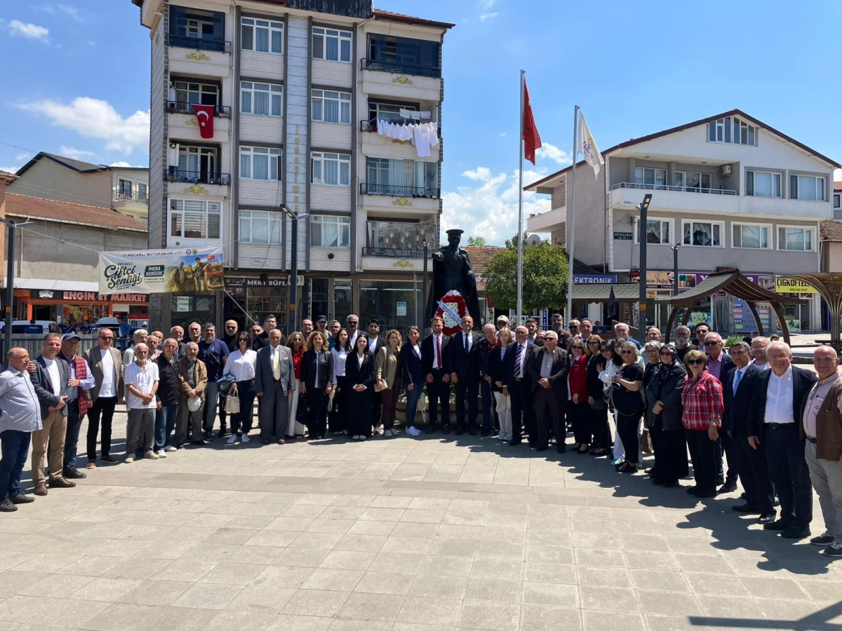 G&Ouml;LC&Uuml;K CHP ATAT&Uuml;RK'&Uuml;N HUZURUNDA