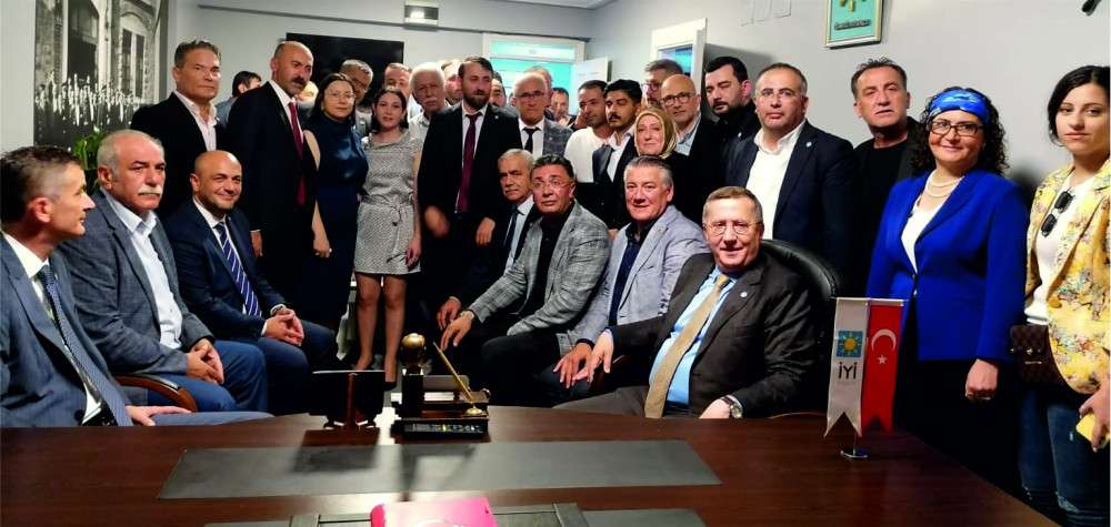 ''GÖLCÜK DE SAĞLAM İLÇE TEŞKİLATIMIZ VAR''