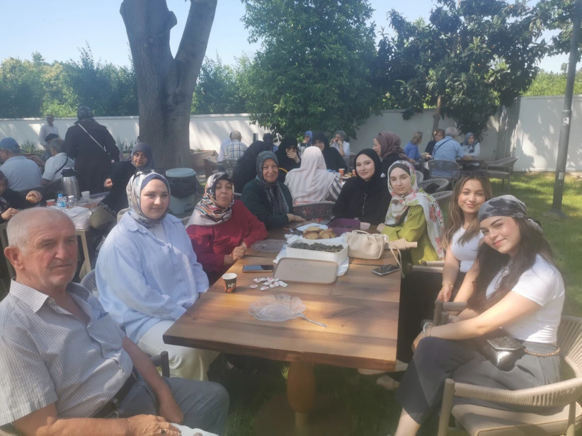 G&ouml;lc&uuml;k Saygınlar&rsquo;dan &ldquo;yaza merhaba&rdquo; pikniği