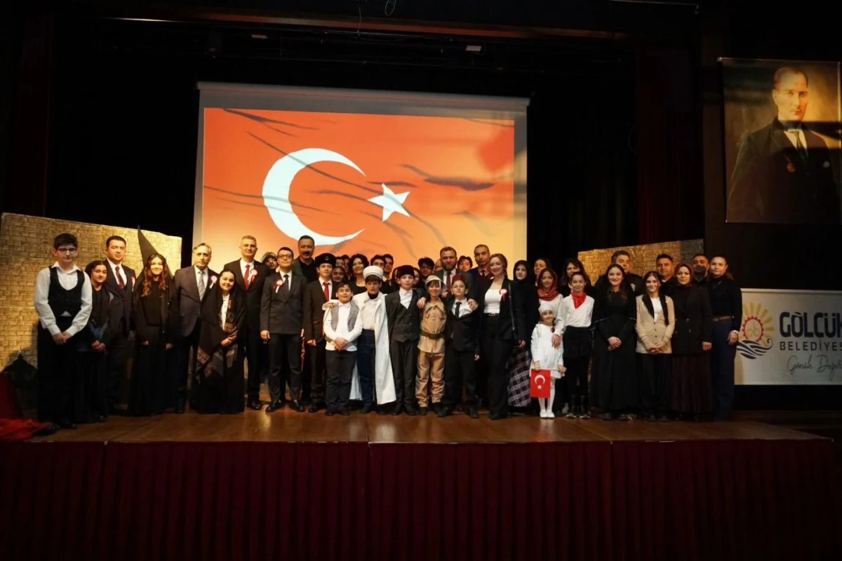 G&Ouml;LC&Uuml;K&rsquo;TE İSTİKLAL MARŞININ 105 YILI KUTLANDI