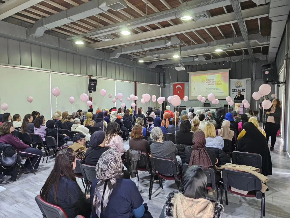 GÖLCÜK'TE MEME KANSERİ FARKINDALIK PANELİ YOĞUN İLGİ GÖRDÜ