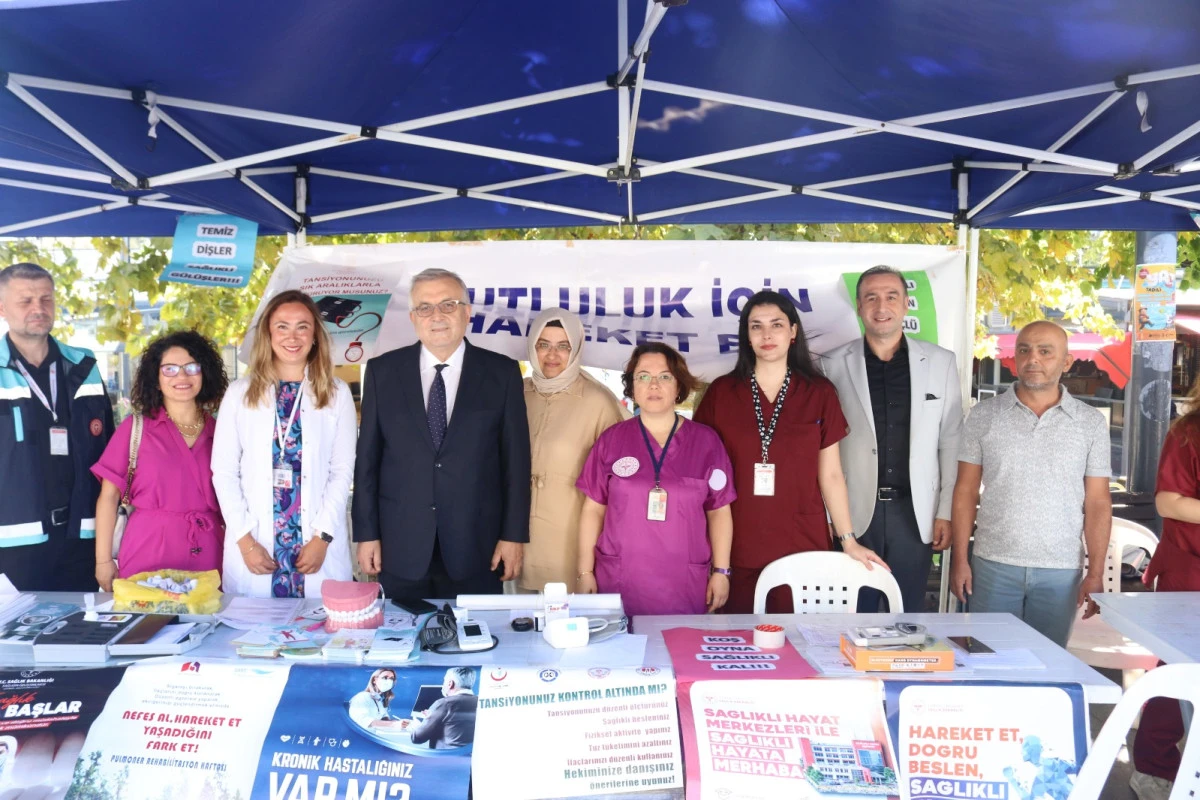 G&ouml;lc&uuml;k&rsquo;te &ldquo;Sağlıkla Yaş Al, Sağlıklı Kal&rdquo; etkinliği d&uuml;zenlendi