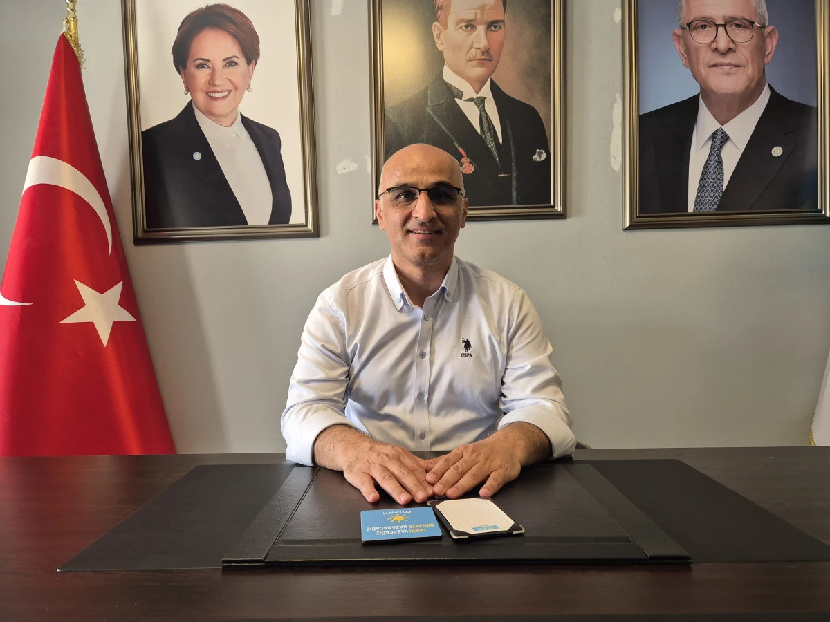 İYİ PARTİ İLÇE BAŞKANI MUSTAFA ÇALIŞKAN'IN CUMHURİYET BAYRAMI MESAJI