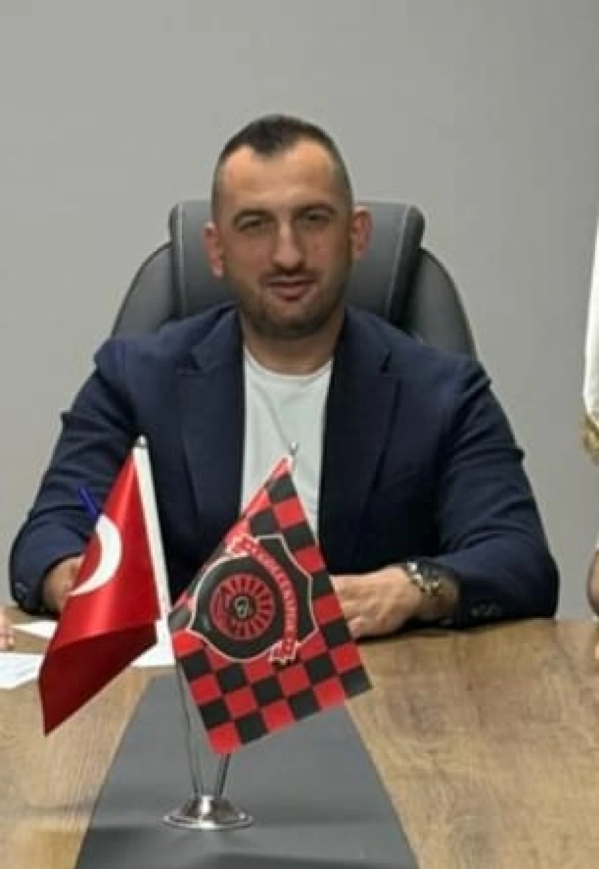 KADİR &Ouml;ZDEMİR: LİG DAHA BİTMEDİ