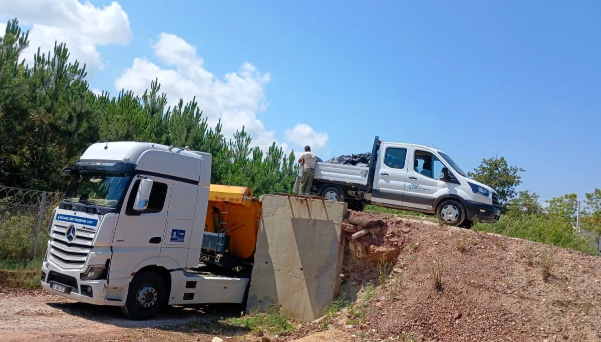 Kandıra sahillerinden 64 tır &ccedil;&ouml;p toplandı