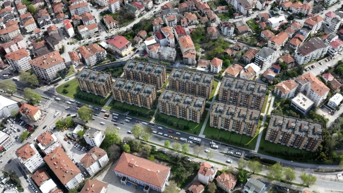 KOCAELİ BÜYÜKŞEHİR ACILARI HAFİFLETİYOR