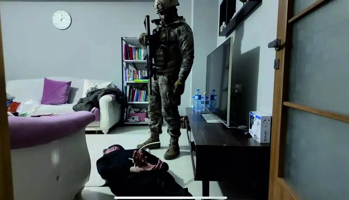 KOCAELİ&rsquo;DE DEAŞ&rsquo;A OPERASYON!