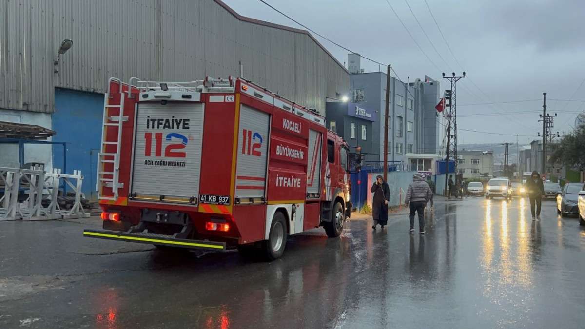 KOCAELİ'NDE PATLAMA!