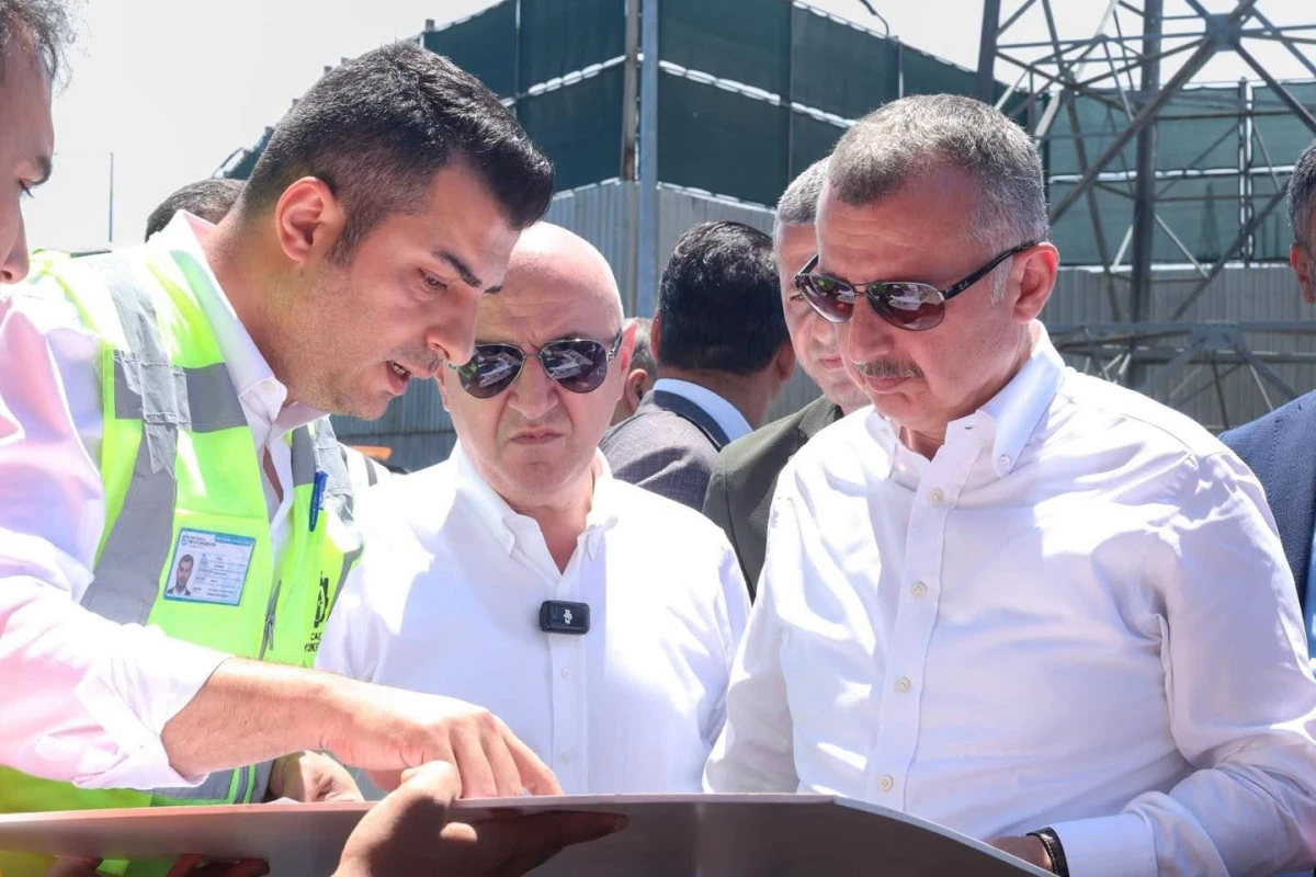 &ldquo;Kocaeli&rsquo;nin her noktasında vatandaşlarımız i&ccedil;in &ccedil;alışıyoruz&rdquo;