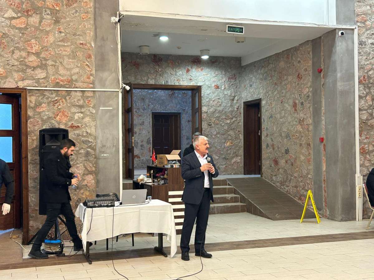 MHP KOCAELİ TEŞKİLATLARI BAŞKAN TUNCAY BATI’NIN EV SAHİPLİĞİNDE DÜZENLENEN İFTARDA BİR ARAYA GELDİ