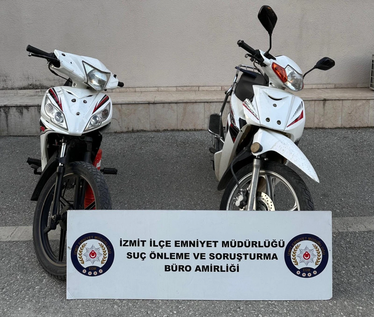 MOTOSİKLET HIRSIZLARINA SUÇÜSTÜ