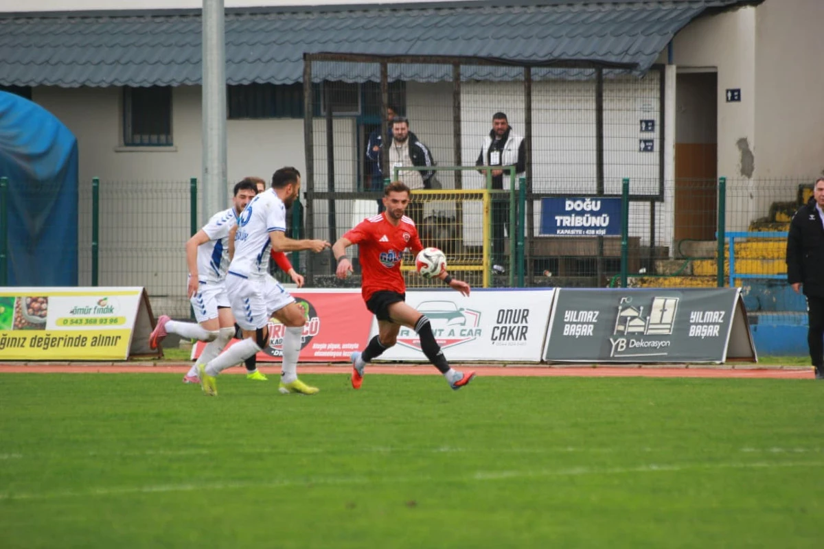 ŞAMPİYONLUĞA &Uuml;&Ccedil; ADIM KALDI !