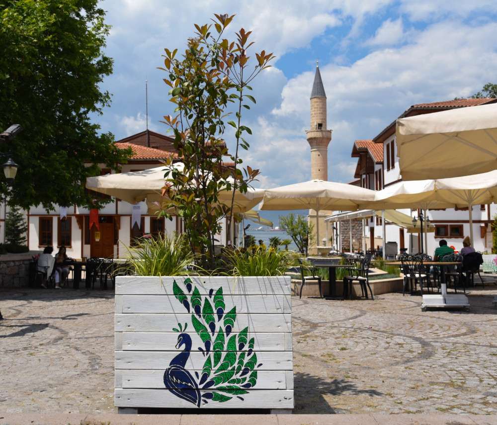 TARİHİ YALI EVLERİ SİZLERİ BEKLİYOR