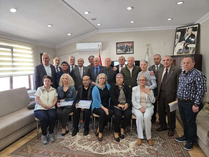 TEMAD PLAKETLE TEŞEKKÜR ETTİ