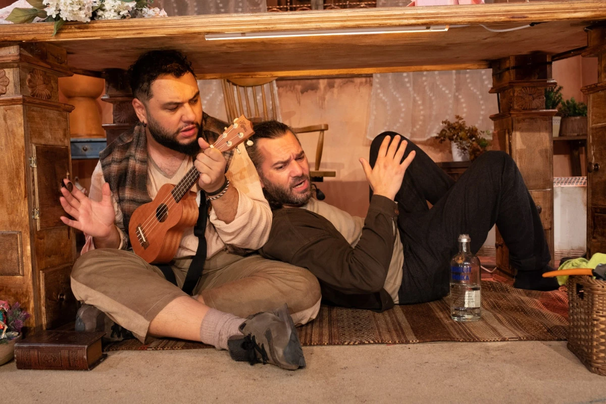 TİYATRO COŞKUSU KOCAELİ&rsquo;NİN D&Ouml;RT BİR YANINI SARDI