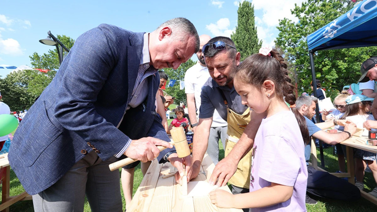 UÇURTMALAR BU SEFER BABALAR İÇİN UÇURTULDU