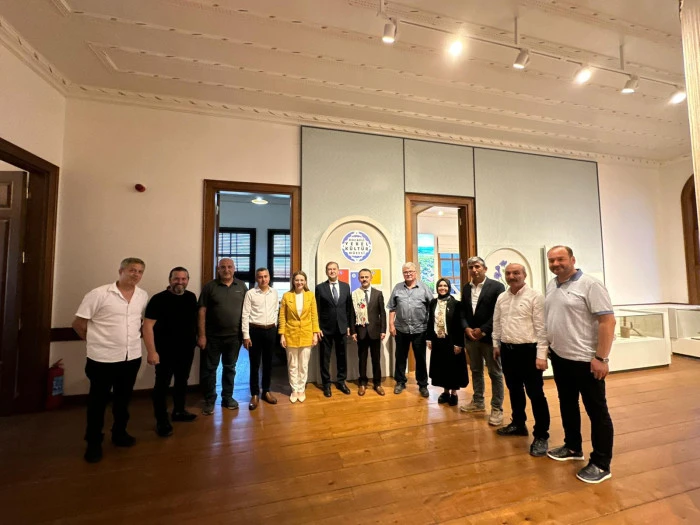 VALİ AKTAŞ, KOCAELİ YEREL KÜLTÜR MÜZESİ’Nİ ZİYARET ETTİ