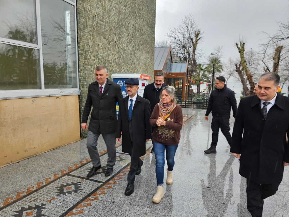 VALİ AKTAŞ&rsquo;TAN DEĞİRMENDERE YALI MAHALLE MUHTARLIĞI&rsquo;NA ZİYARET